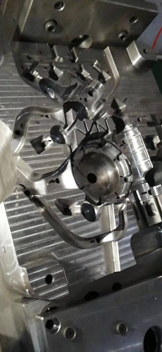 模具加工設備 模具加工設備